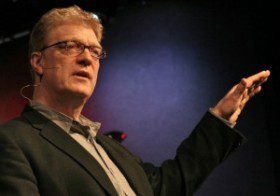 Speaker gesturing during a presentation